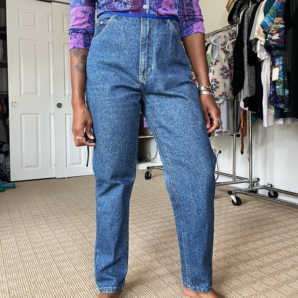 Vintage Lee jeans no size but fits like a 6 no flaws - Picture 2 of 5